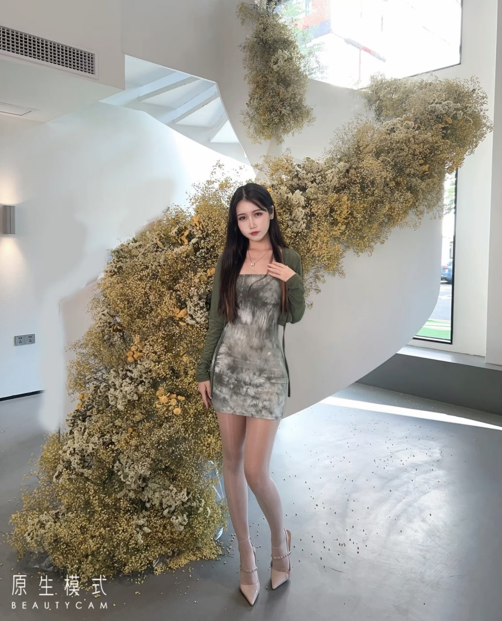 國產(chǎn)精品69人妻無(wú)碼久久久