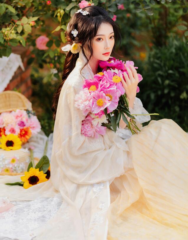 九九精品國產(chǎn)亞洲A片無(wú)碼