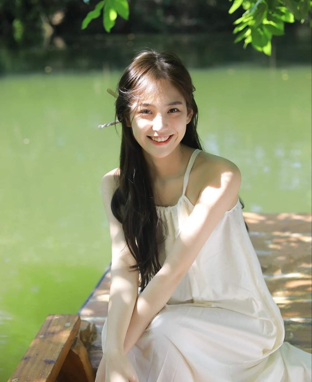 挪威的森林晚上打撲克視頻