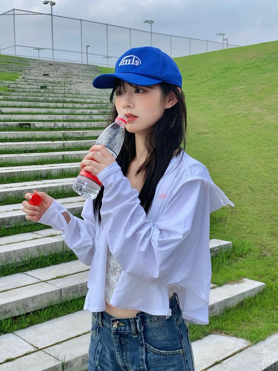 久久久線(xiàn)視頻