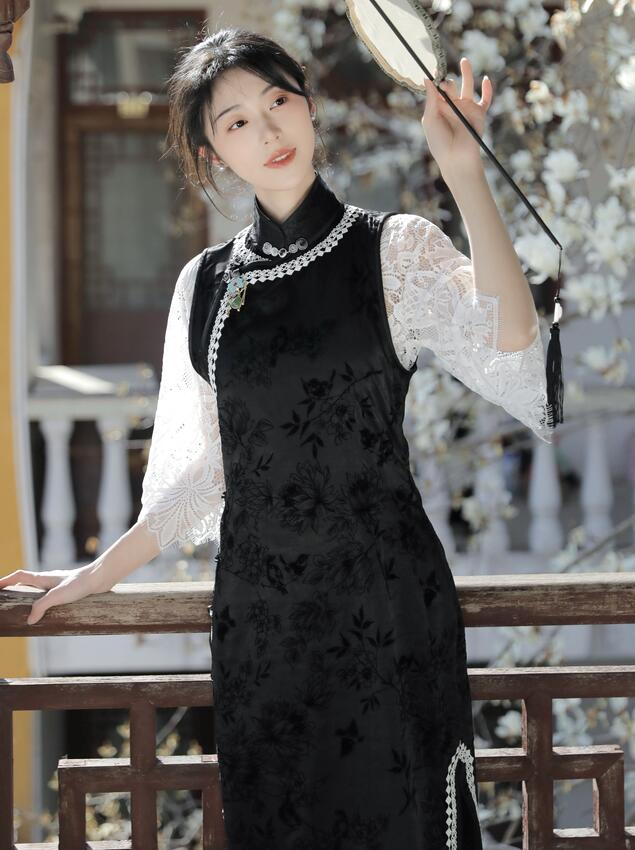 亞洲精品國偷拍自產(chǎn)在線(xiàn)麻豆