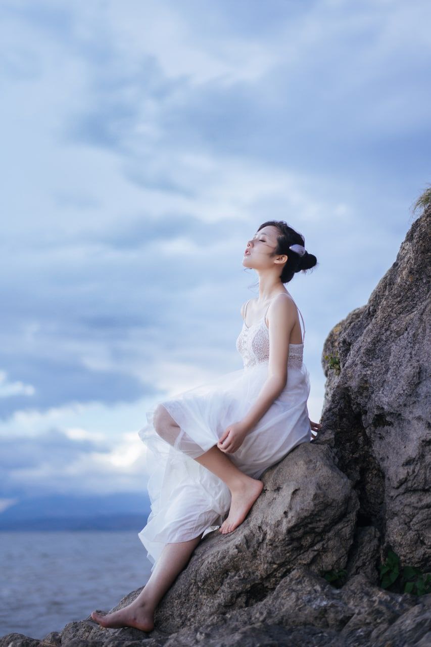 國產(chǎn)國語(yǔ)特級**a毛片