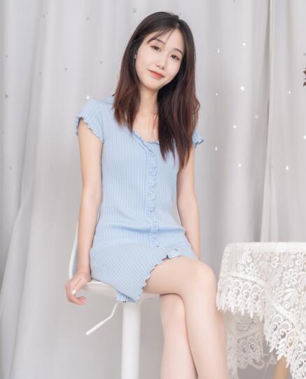 公交車(chē)被CAO到合不攏腿男男