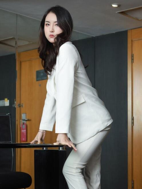 久久國產(chǎn)精品99久久久久久老狼