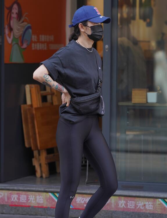 免費國產(chǎn)又色又爽又黃的網(wǎng)站