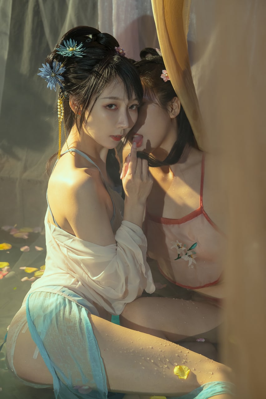 國產(chǎn)精品自在在線(xiàn)午夜蜜芽tv在線(xiàn)