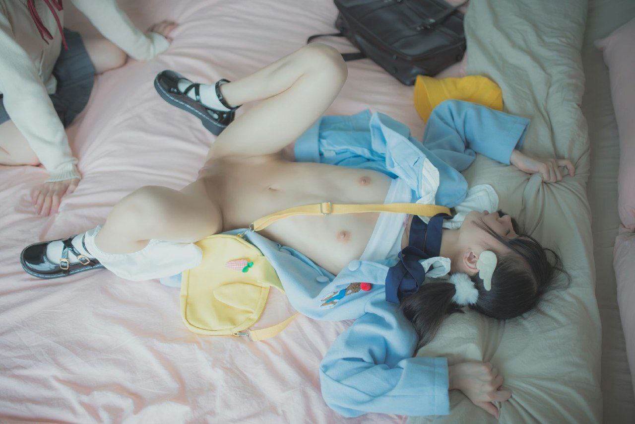 歐美精品久久久久久久小說(shuō)