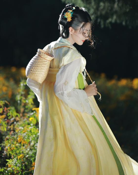 麻花豆劇國產(chǎn)MV在線(xiàn)播放